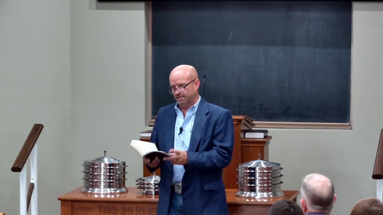 Alan Monk preaching at Valley Church of Christ