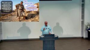 Preaching at Valley Church of Christ on girding up the loins of the mind